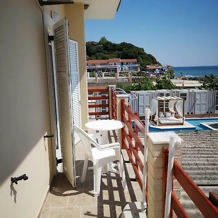 Apartment Alexis Armeno Marathiás Exterior foto